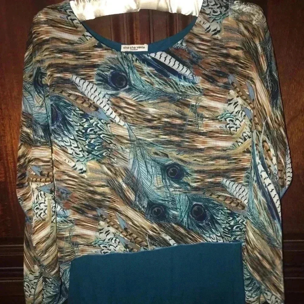 CHA CHA VENTE TOP BEAUTIFUL SIZE LARGE